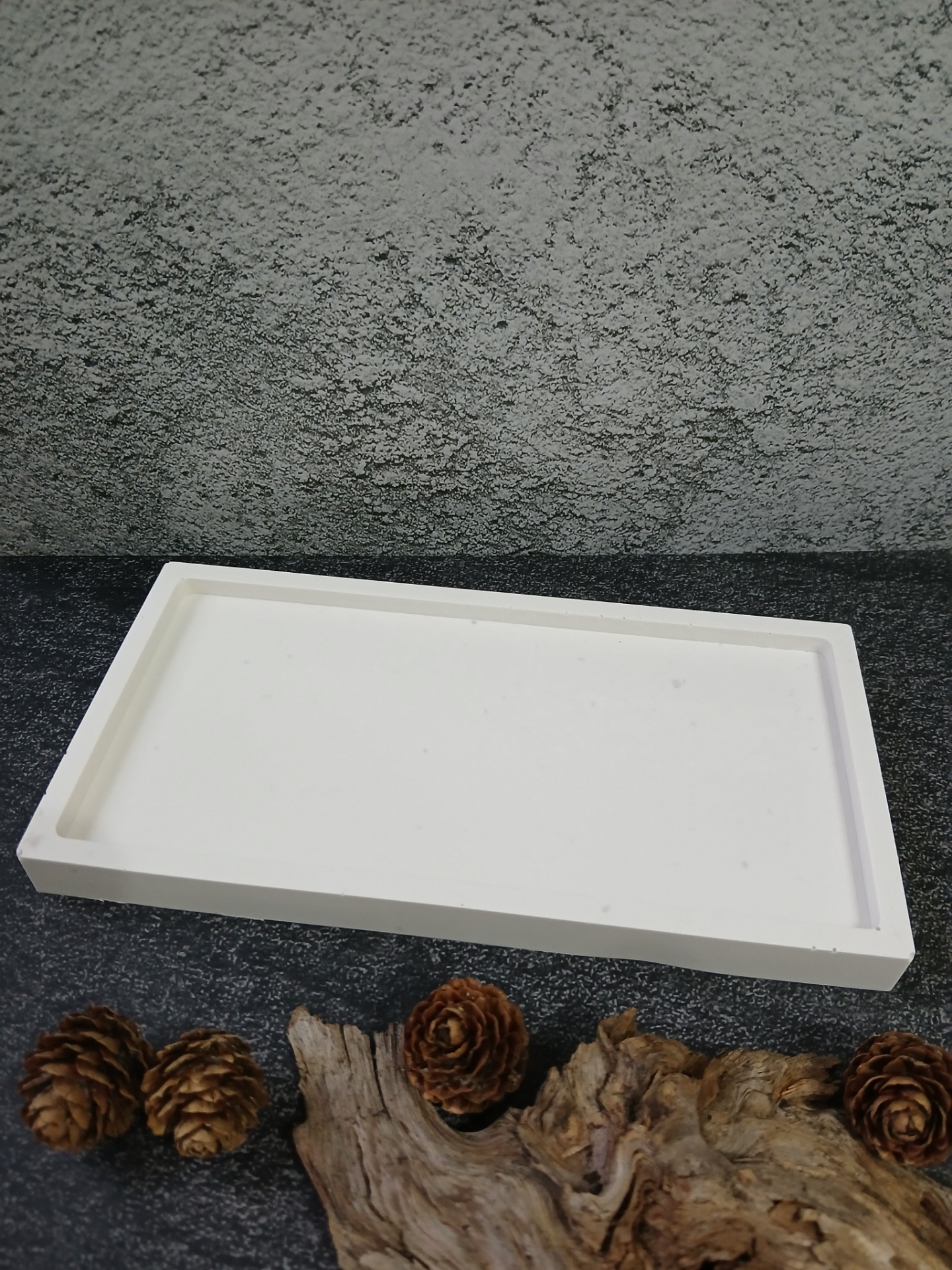 Jesmonite tác hranatý